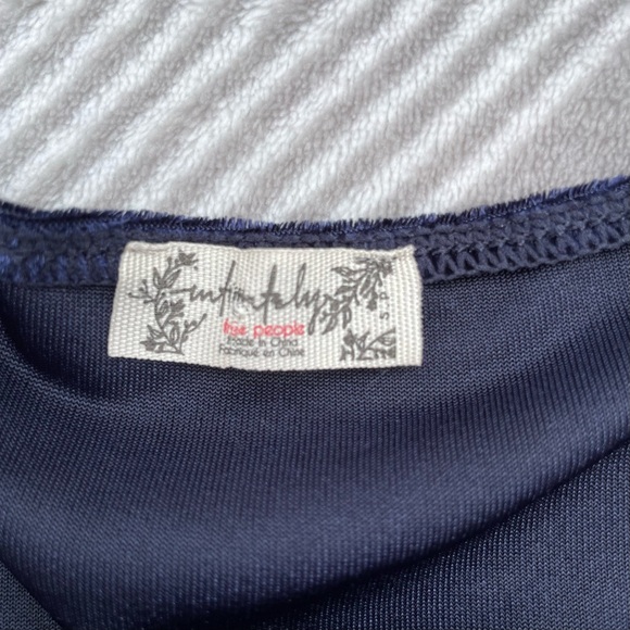 Intimately Free People Crushed Velvet Corset Style Crop Top Small Navy - Picture 4 of 8